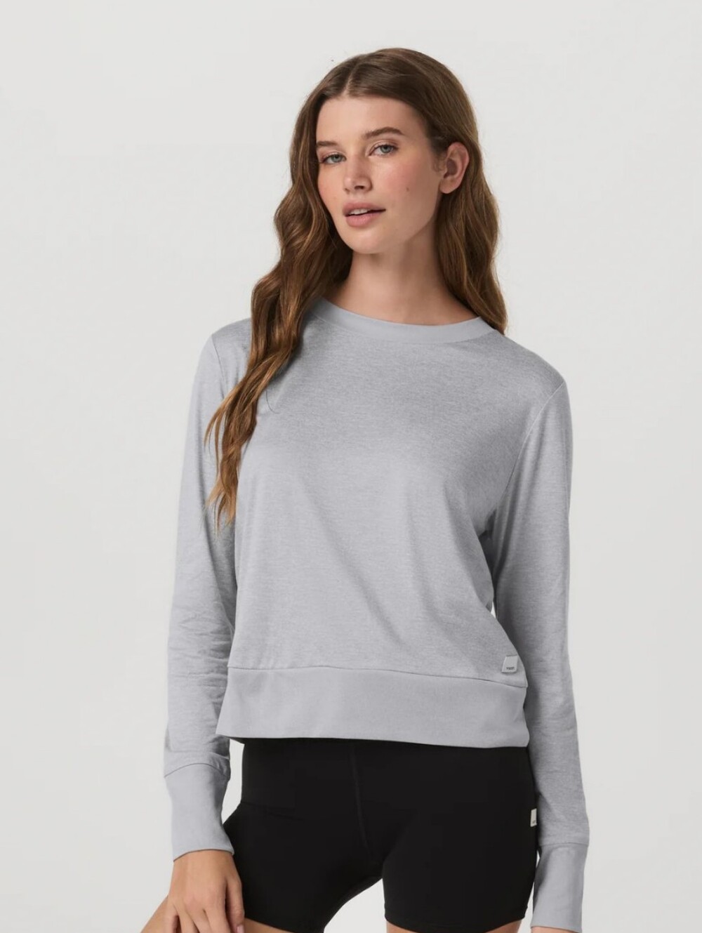 Vuori DayDream Crew Lightweight in Heather Gray, Small